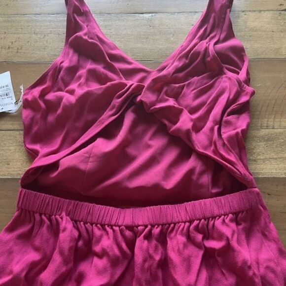 NWT Chelsea28 100% Viscose Twist Back Pink Sleeveless Dress - size small - Picture 7 of 9